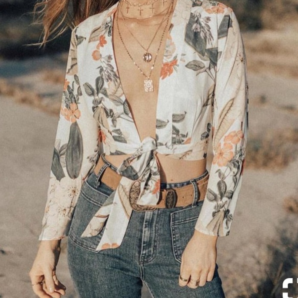 LOOKING TO TRADE: Jordyn Tie Top Enchanted Florist